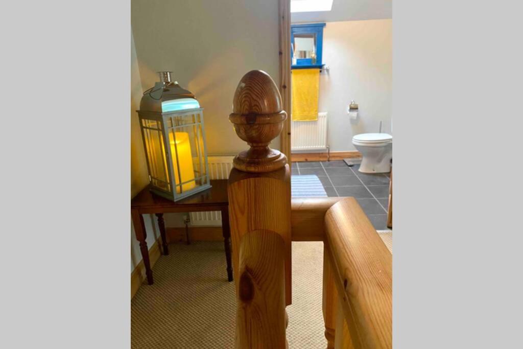 3 Bedroom House Located In Centre Of Carndonagh Kültér fotó